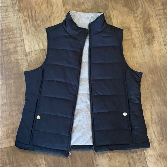 Natural Reflections Other - Women’s black vest